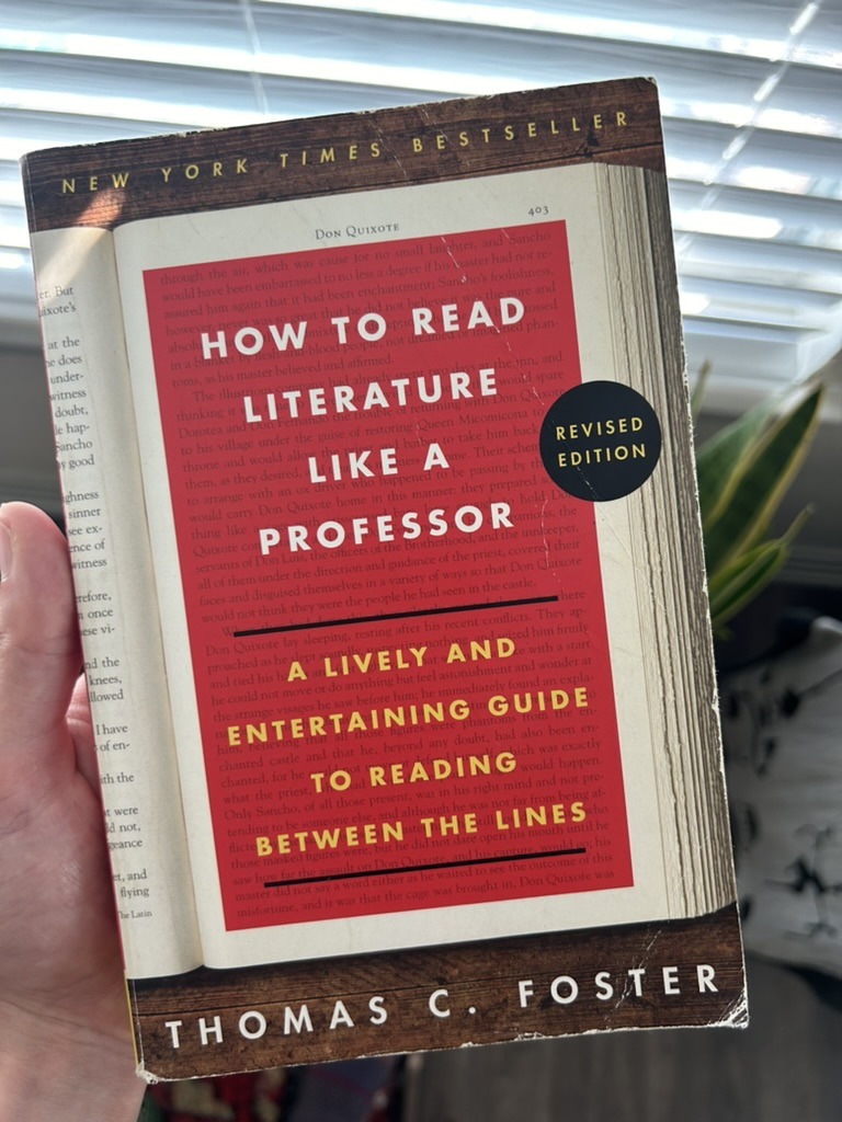 david smart holding the book how to read literature like a professor by thomas foster